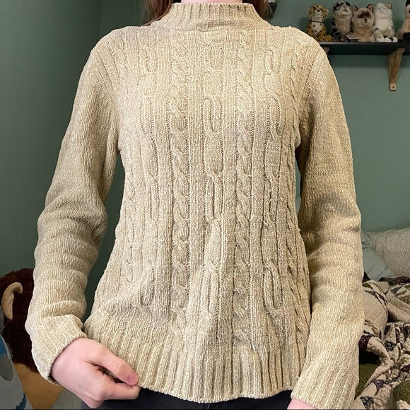 Mockneck cableknit sweater - Picture 2 of 5